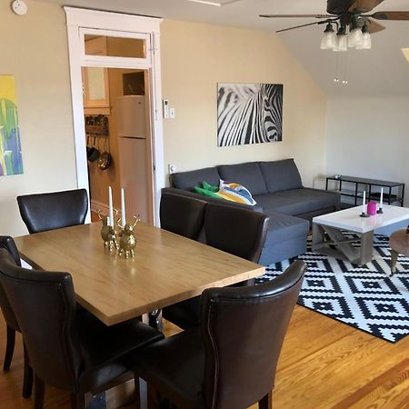 New! Apartment In Historic Mansion. Location! Views! Denver Bagian luar foto