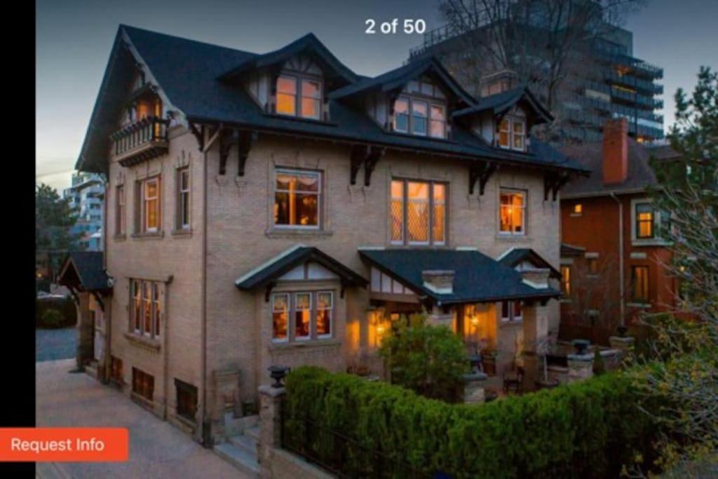 New! Apartment In Historic Mansion. Location! Views! Denver Bagian luar foto