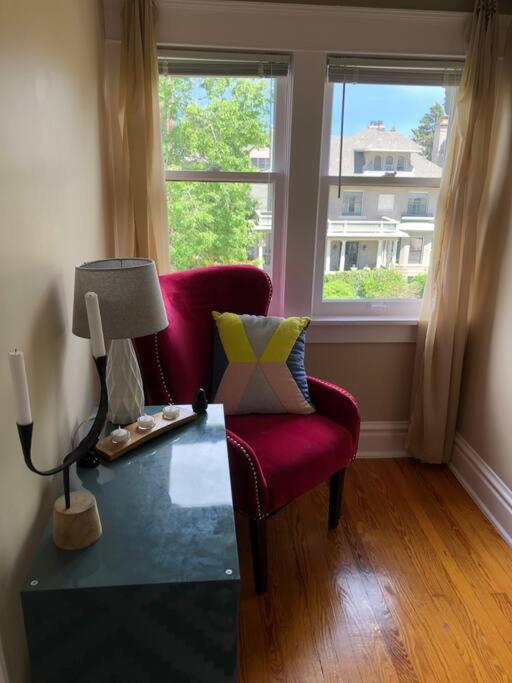 New! Apartment In Historic Mansion. Location! Views! Denver Bagian luar foto