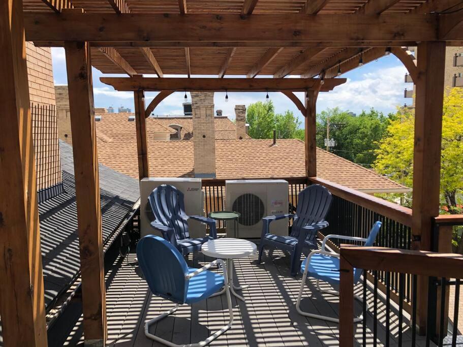 New! Apartment In Historic Mansion. Location! Views! Denver Bagian luar foto